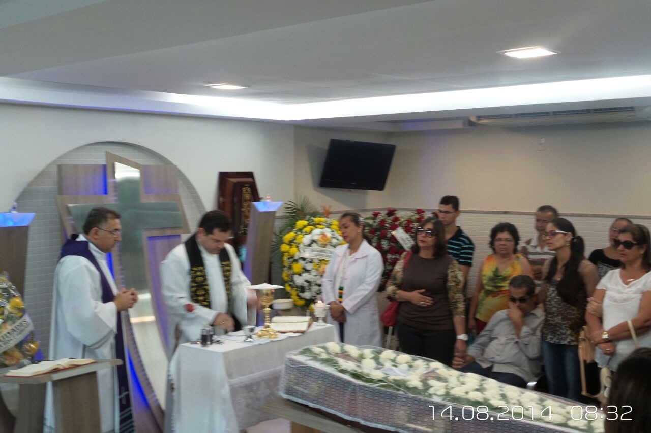 Amigos dão o último adeus ao criador do “País do Forró”