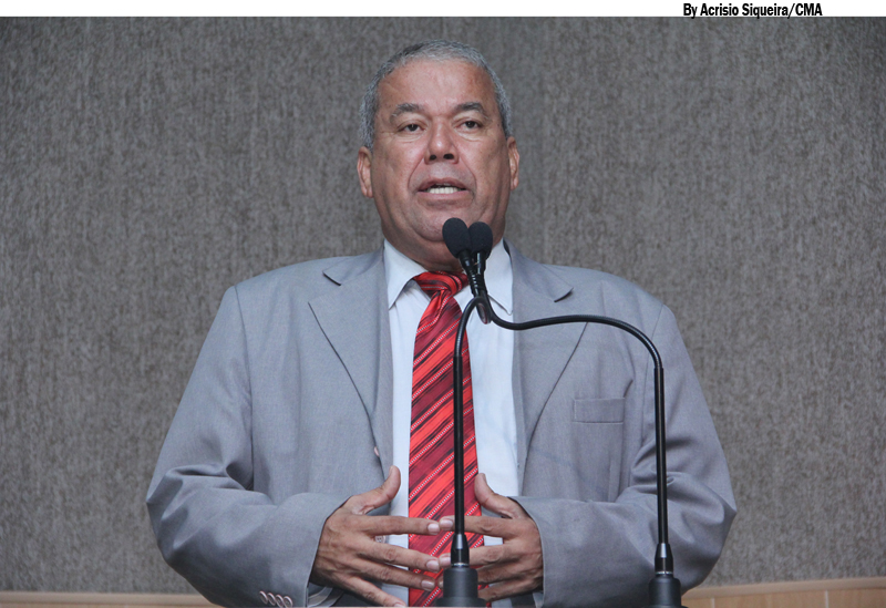 Emmanuel apela a Prefeitura que construa creches em Aracaju