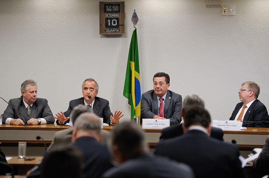 Nestor Cerveró: “Paulo Roberto Costa não participou das negociações de Pasadena”