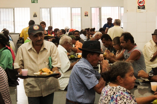 Restaurante Padre Pedro ampliará número de refeições