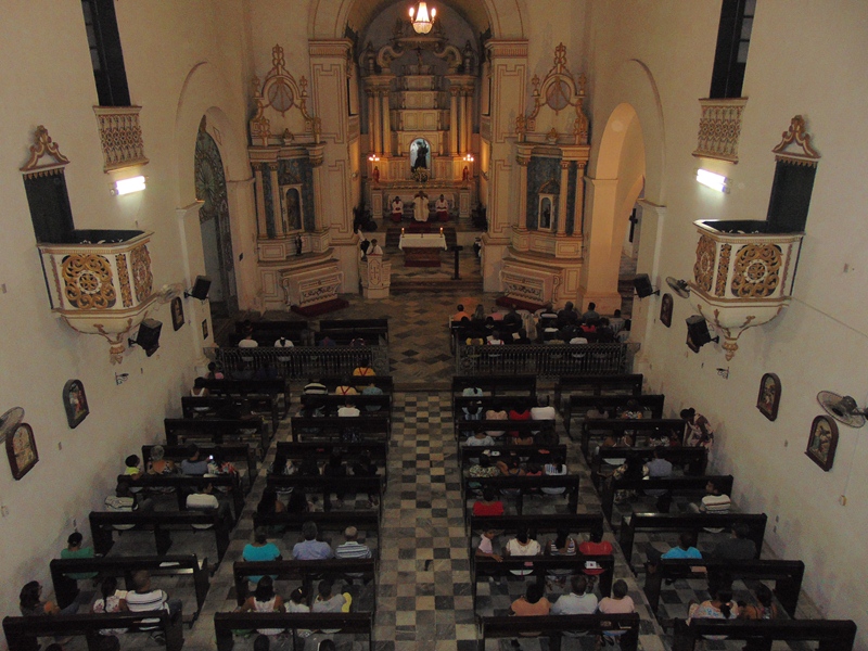 Festa de Senhor dos Passos prossegue até esta quarta dia 21