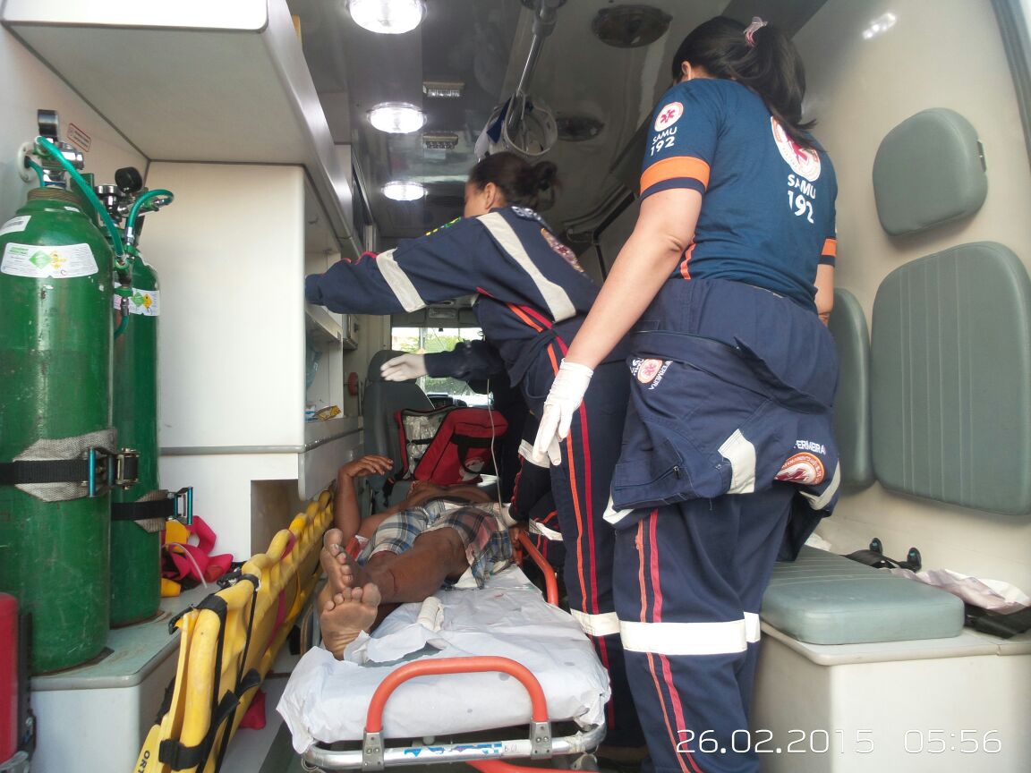 Homem é esfaqueado no mercado de Aracaju