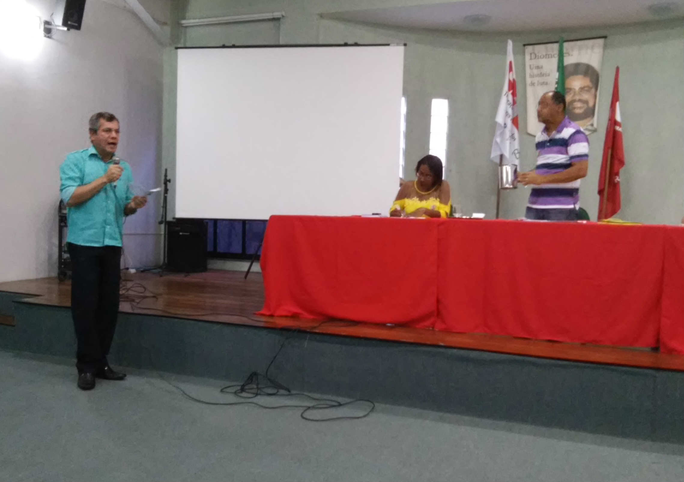 Vereador Iram Barbosa participa de assembleia para discutir negociações do Piso dos Professores de Aracaju