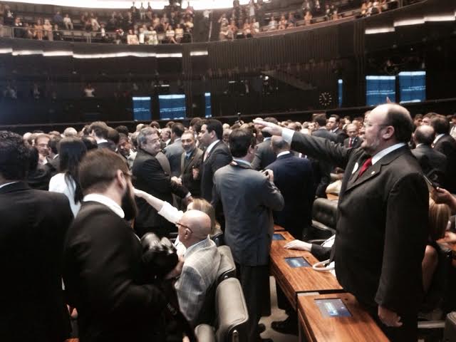 João Daniel toma posse como deputado federal e reafirma defesa dos trabalhadores