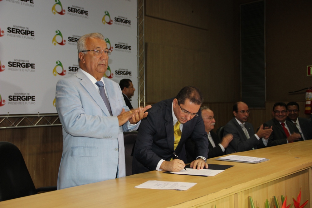 Mendonça Prado é empossado como Secretário de Segurança Pública de Sergipe