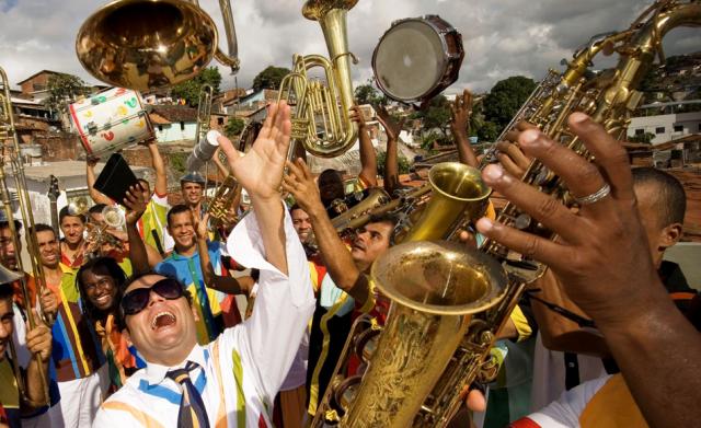 Prefeitura de Pirambu convida foliões para festa de carnaval