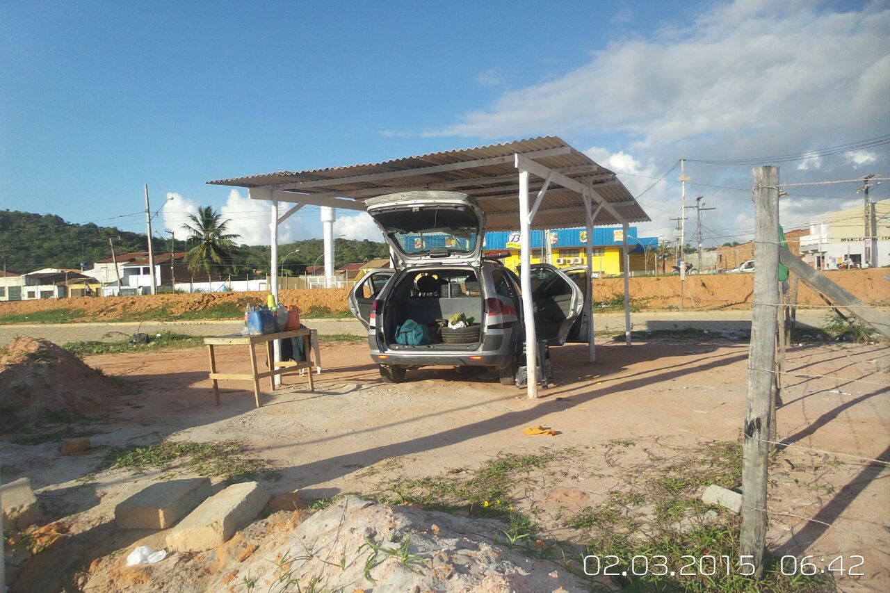 Viatura da PM de Sergipe fica como “jarro”na zona norte de Aracaju