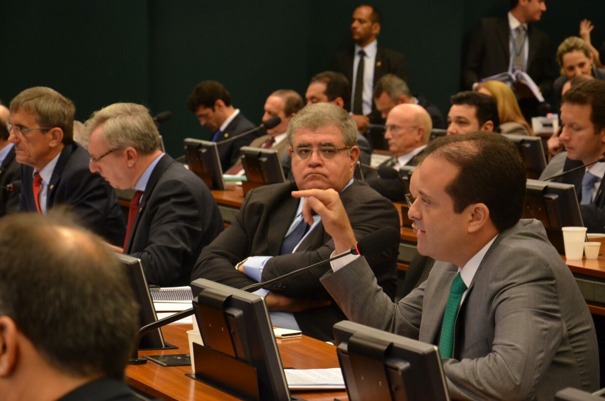 André Moura convocará ex-presidente  da Petrobras  José Eduardo Dutra para depor na CPI