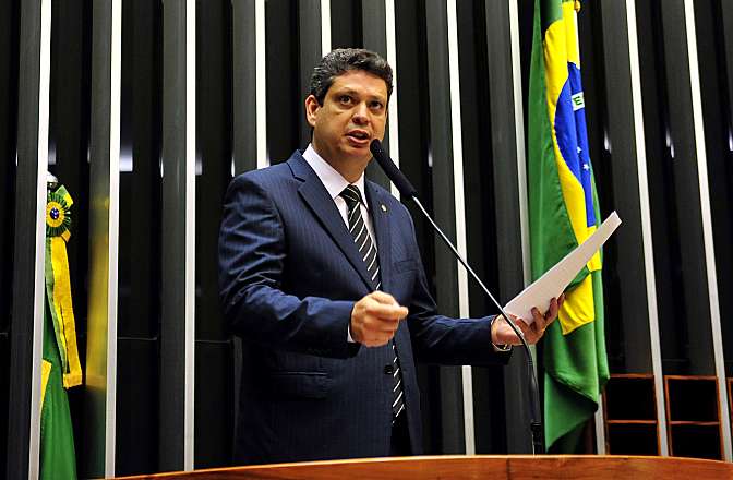 Marcio Macedo é acusado de receber doação de construtora que está no petrolão