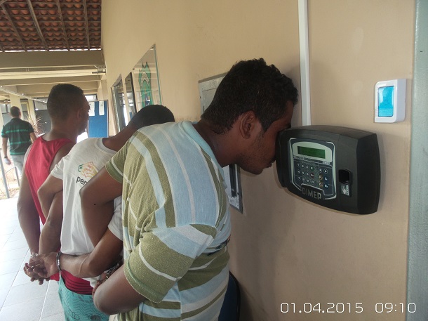 Policiais do COPE de Sergipe prendem traficantes em Aracaju