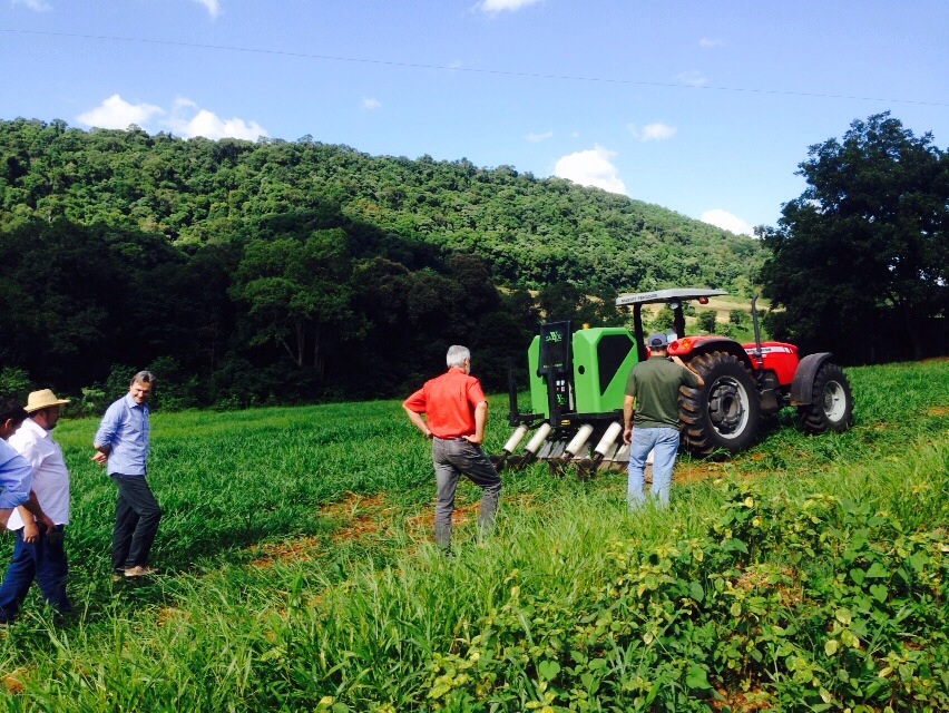 Deputado João Daniel conhece projeto de equipamentos voltados à produção orgânica