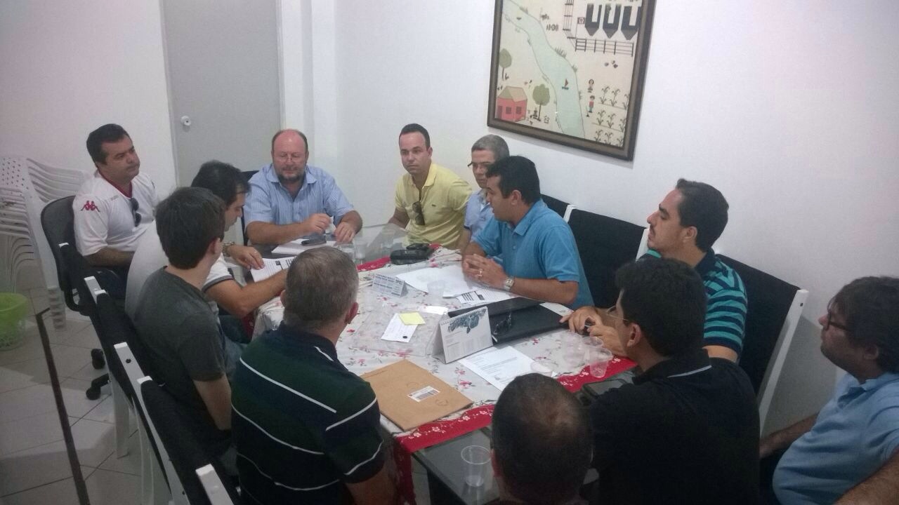 rocuradores federais buscam apoio de João Daniel para aprovação de PECs