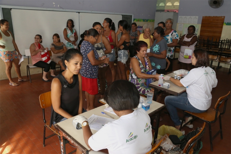 Saúde de Aracaju define ações de abastecimento de água com a Deso