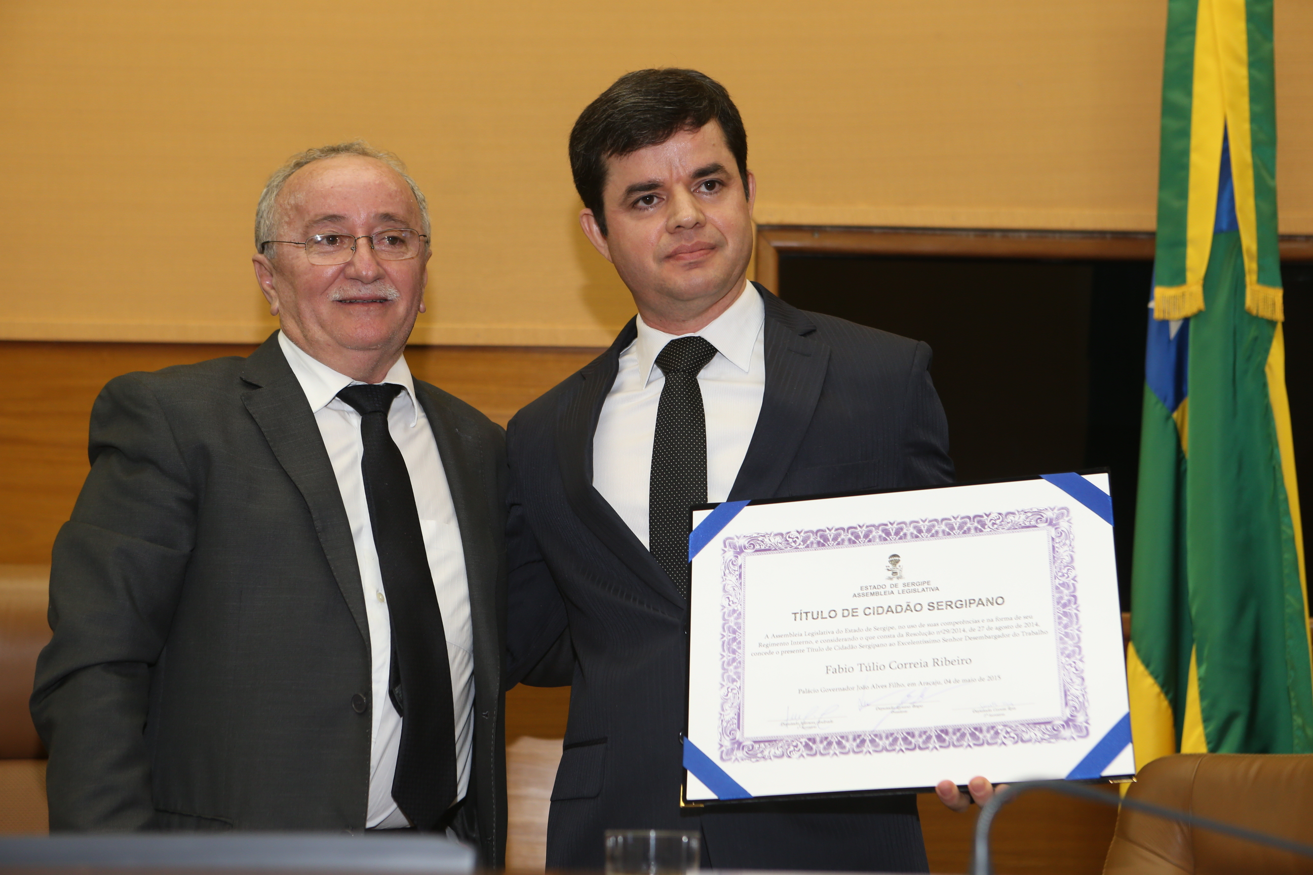 Desembargador do Trabalho recebe titulo de cidadão sergipano da Assembleia Legislativa de Sergipe