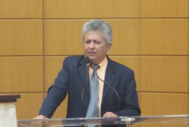 Deputado Gilson Andrade faz apelo ao Governo sobre situação das UTIs