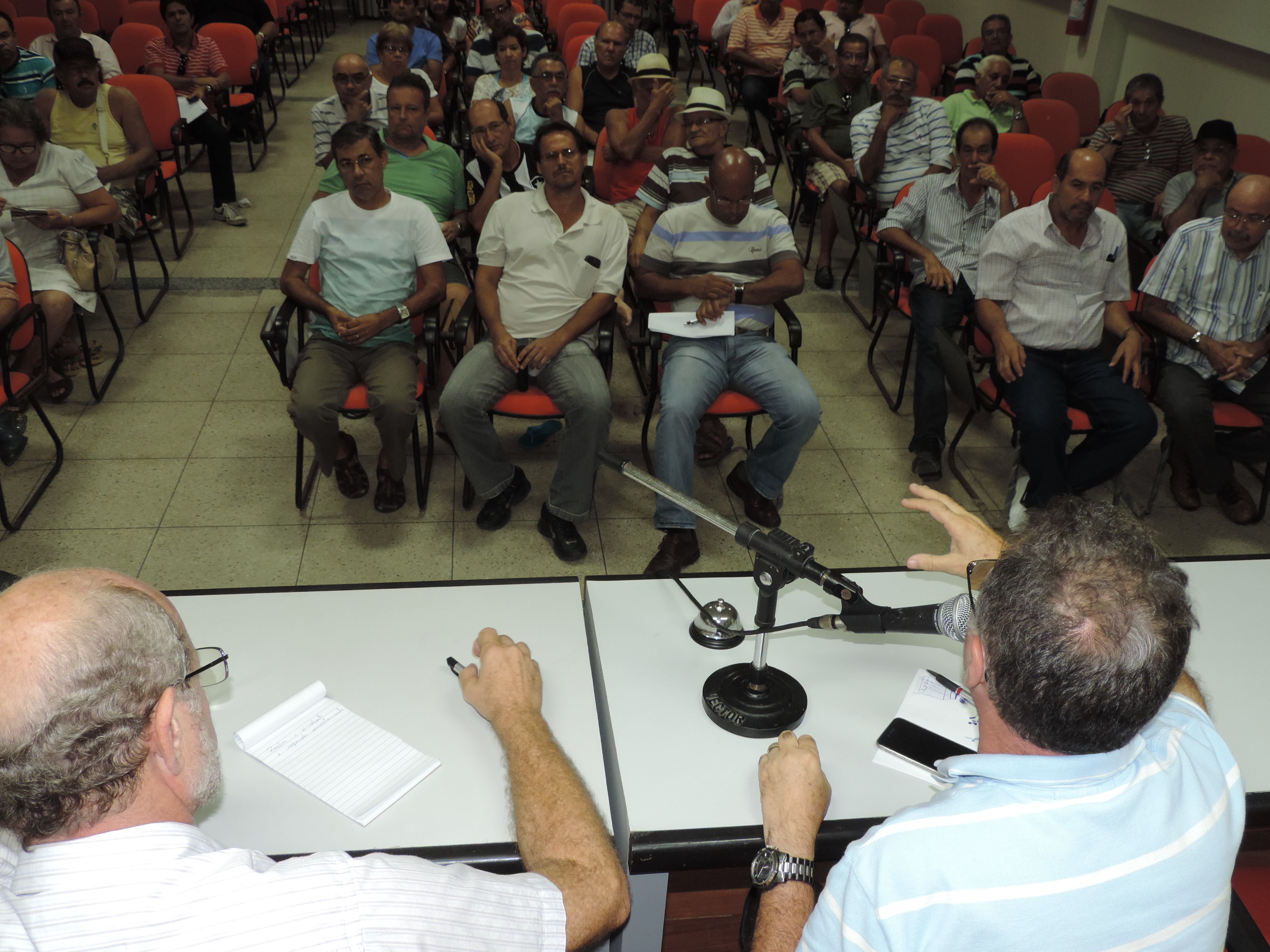 Auditores de Sergipe fazem atos públicos de protesto