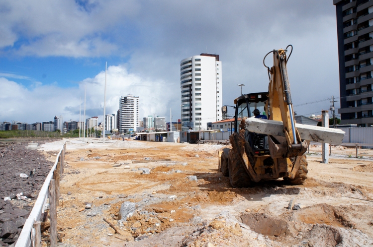 Prefeitura de Aracaju afirma que urbanização da Praia Formosa continua dentro do cronograma