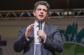 Representando o Ministro Chioro Secretario Rogério Carvalho profere palestra em Maceió