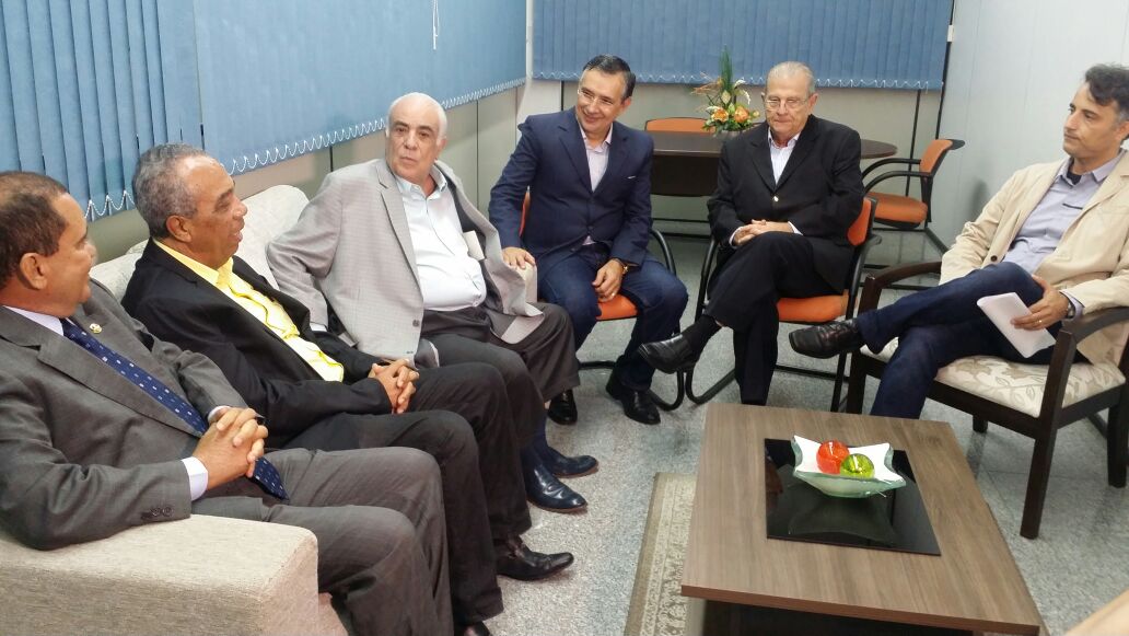 Ministro dos Transportes visita Sergipe e prestigia festa do caminhoneiro em Itabaiana