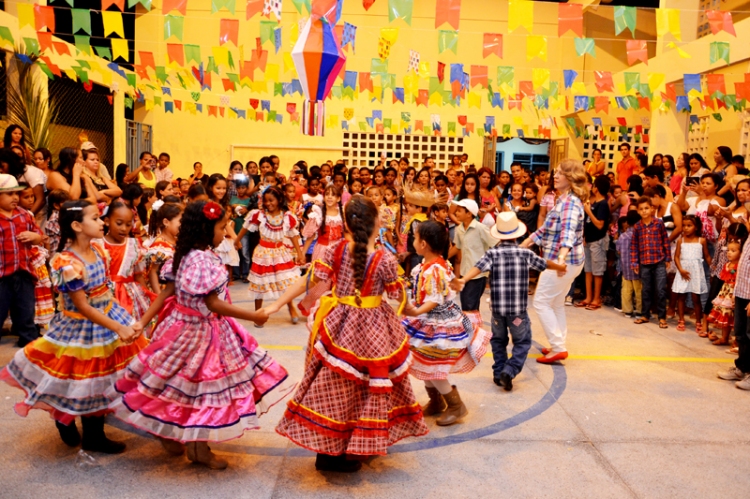 Festejos juninos encerram as aulas do primeiro semestre letivo em mais três escolas