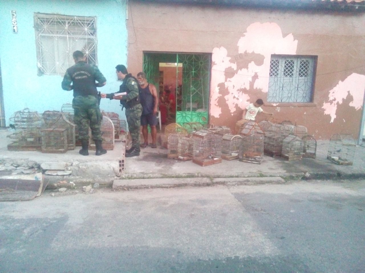 Idoso é preso na zona norte de Aracaju por maus tratos à animais silvestres