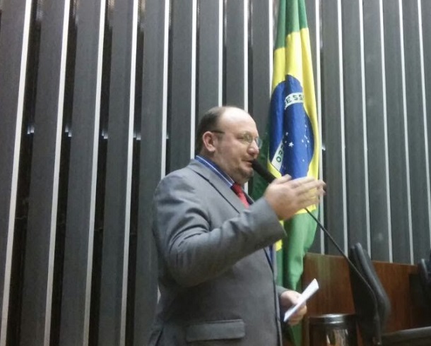Deputado João Daniel diz que houve manobra para aprovar redução da maioridade penal