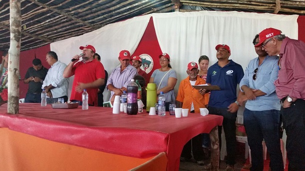 Deputado João Daniel participa de imissão de posse em Itaporanga