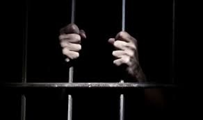 Sobrinha que matou o tio esquartejado é condenada a mais de 21 anos de prisão