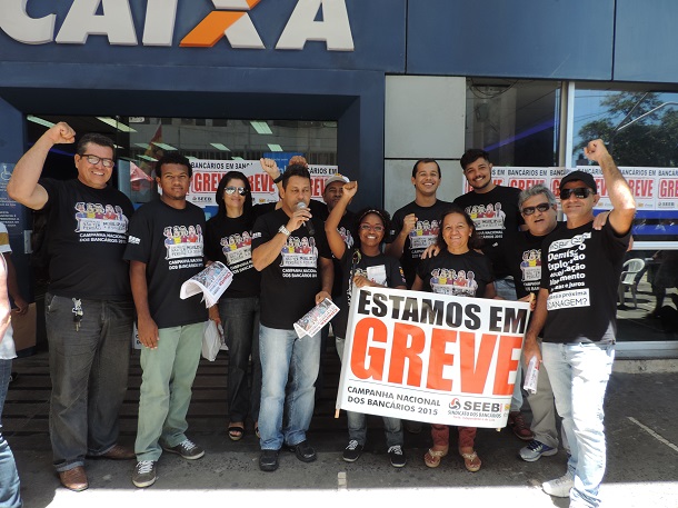 Greve continua: Fenaban apresenta proposta de apenas 7,5%