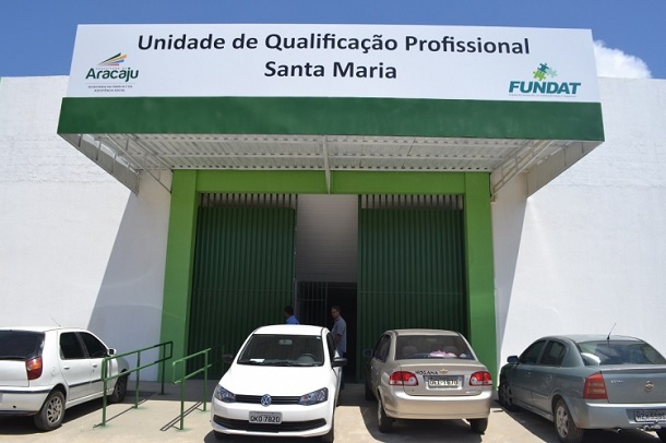 Prefeitura de Aracaju entrega nova Unidade de Qualificação Profissional