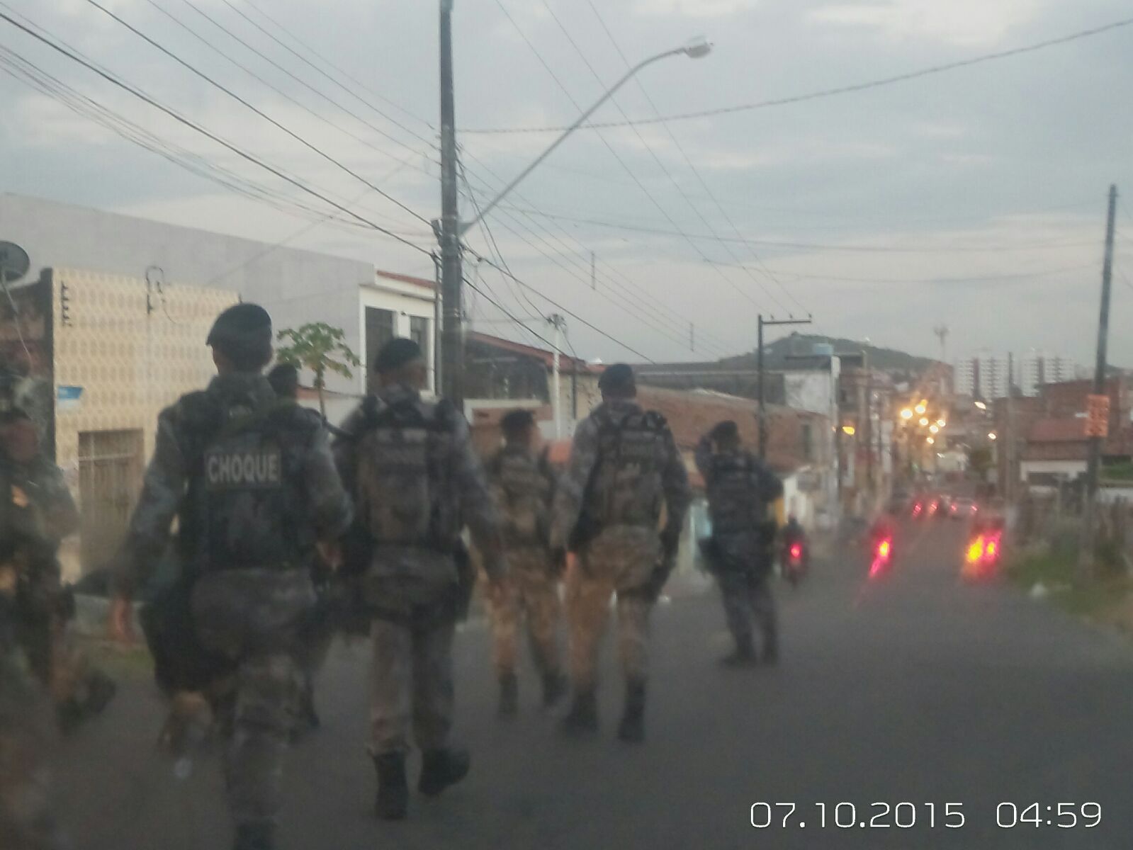 Polícia executa operação na antiga clínica Santa Maria