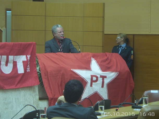 Petistas fazem homenagem a Dutra no plenário da Alese