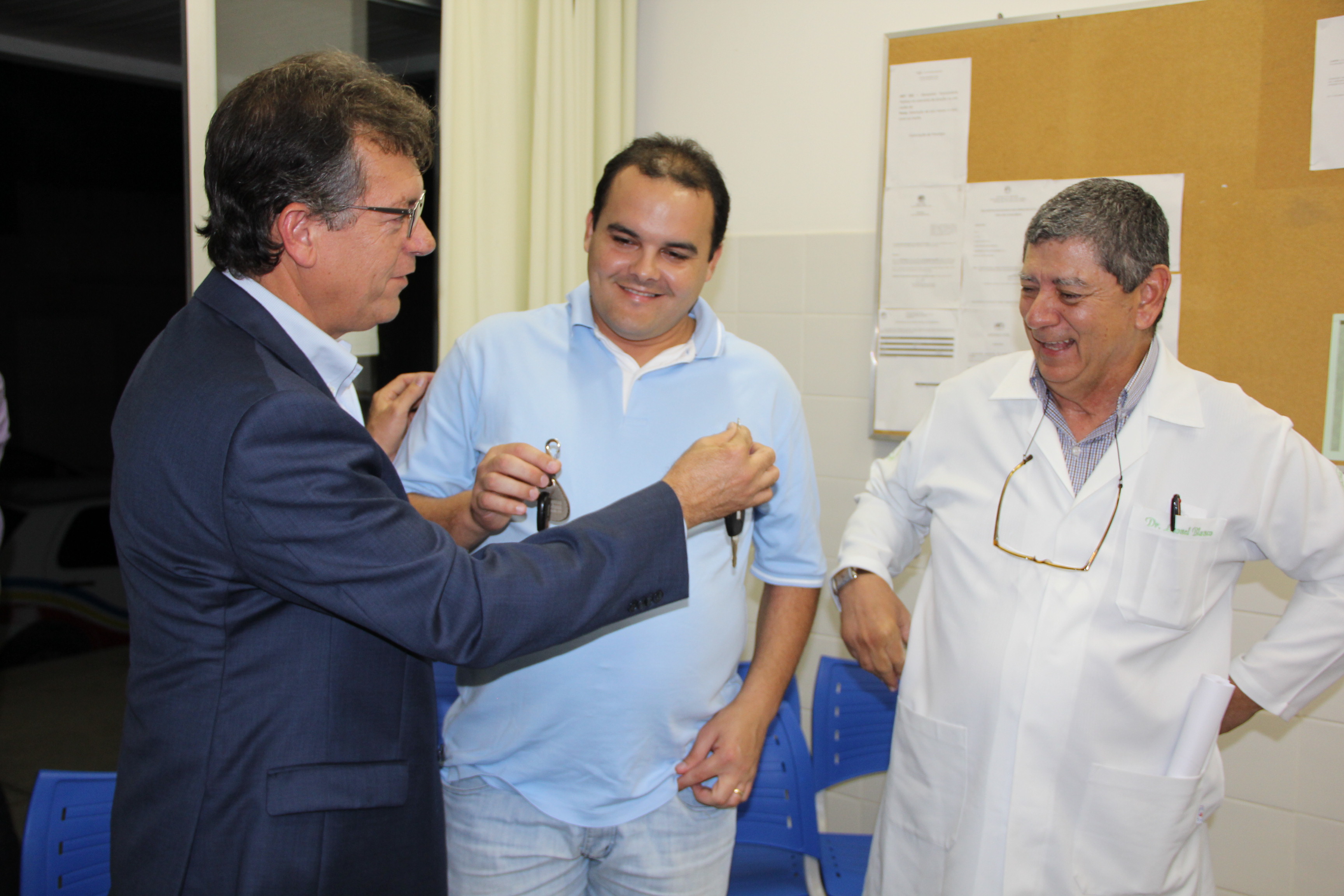 Emenda de Laércio Oliveira garante compra de  equipamentos para Postos de saúde de Carira