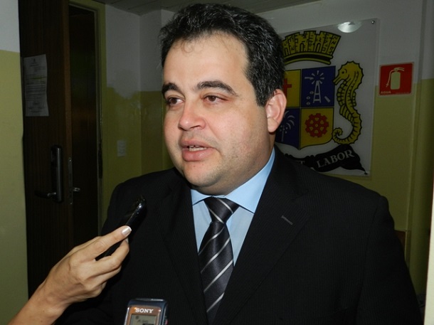 “Câmara é Casa de iguais e o espaço é democrático”, garante Vinicius