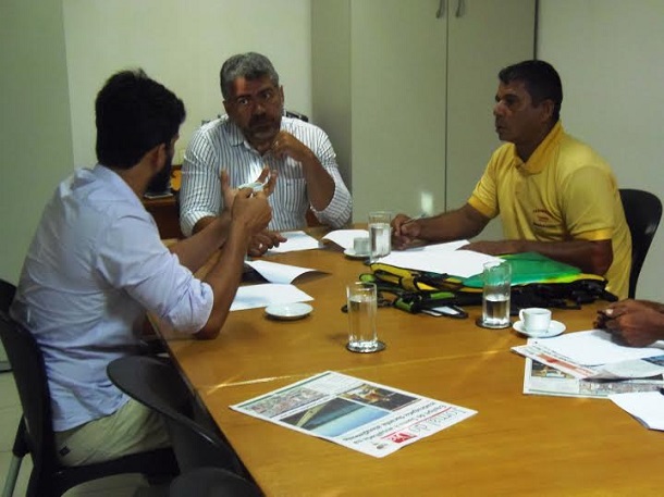 Regulamentação do mototáxi em Aracaju é tema de reunião na SMTT