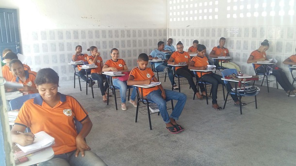 Alunos da rede pública de ensino de Pirambu realizam a Prova Brasil