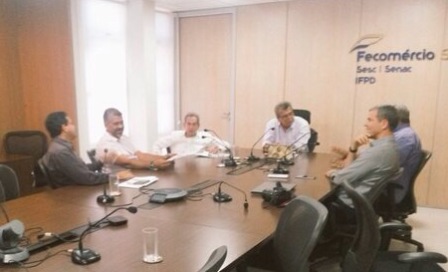 SMTT discute criação de estacionamentos no centro