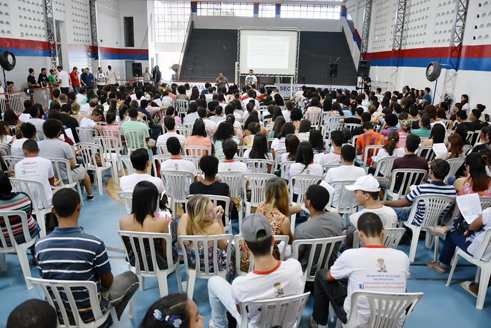 Mais de 11 mil candidatos se inscreveram no Pré-Universitário 2016