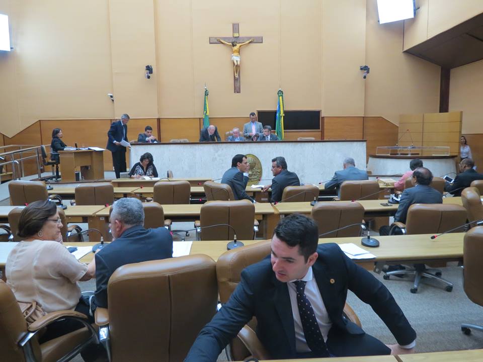 Alese aprova projeto que reduz juros da dívida do Estado com a união