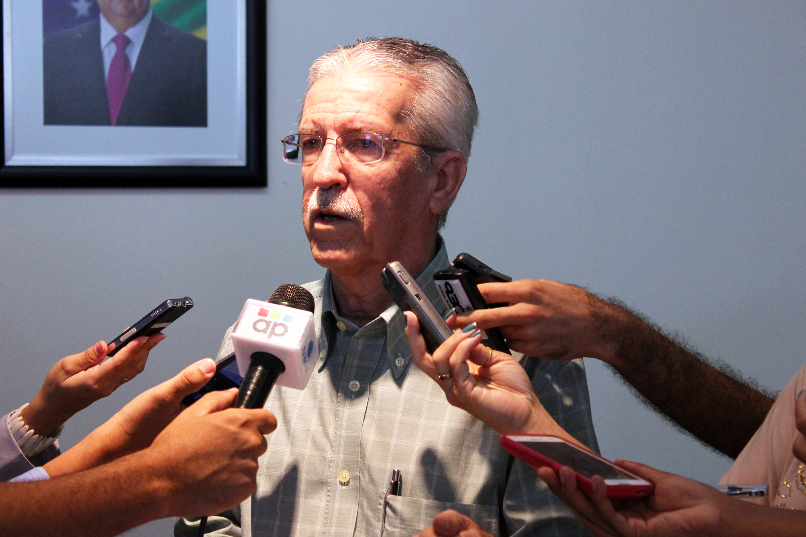 Detran apresenta plano para restabelecer atendimento após a greve