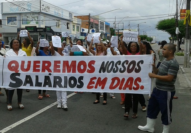 Trabalhadores do Hospital Cirurgia entram em greve