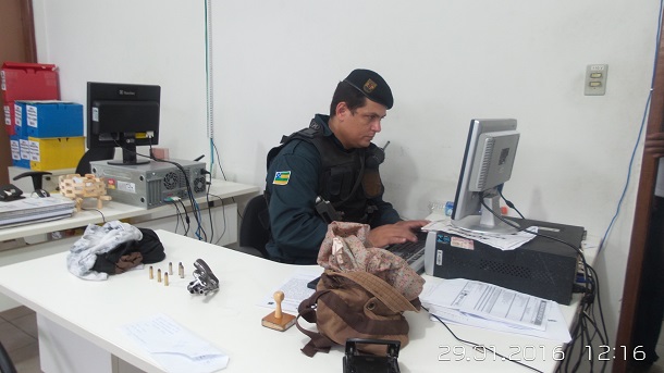 Polícia prende jovens que realizaram assalto e levaram as vítimas de dentro do Shopping Jardins