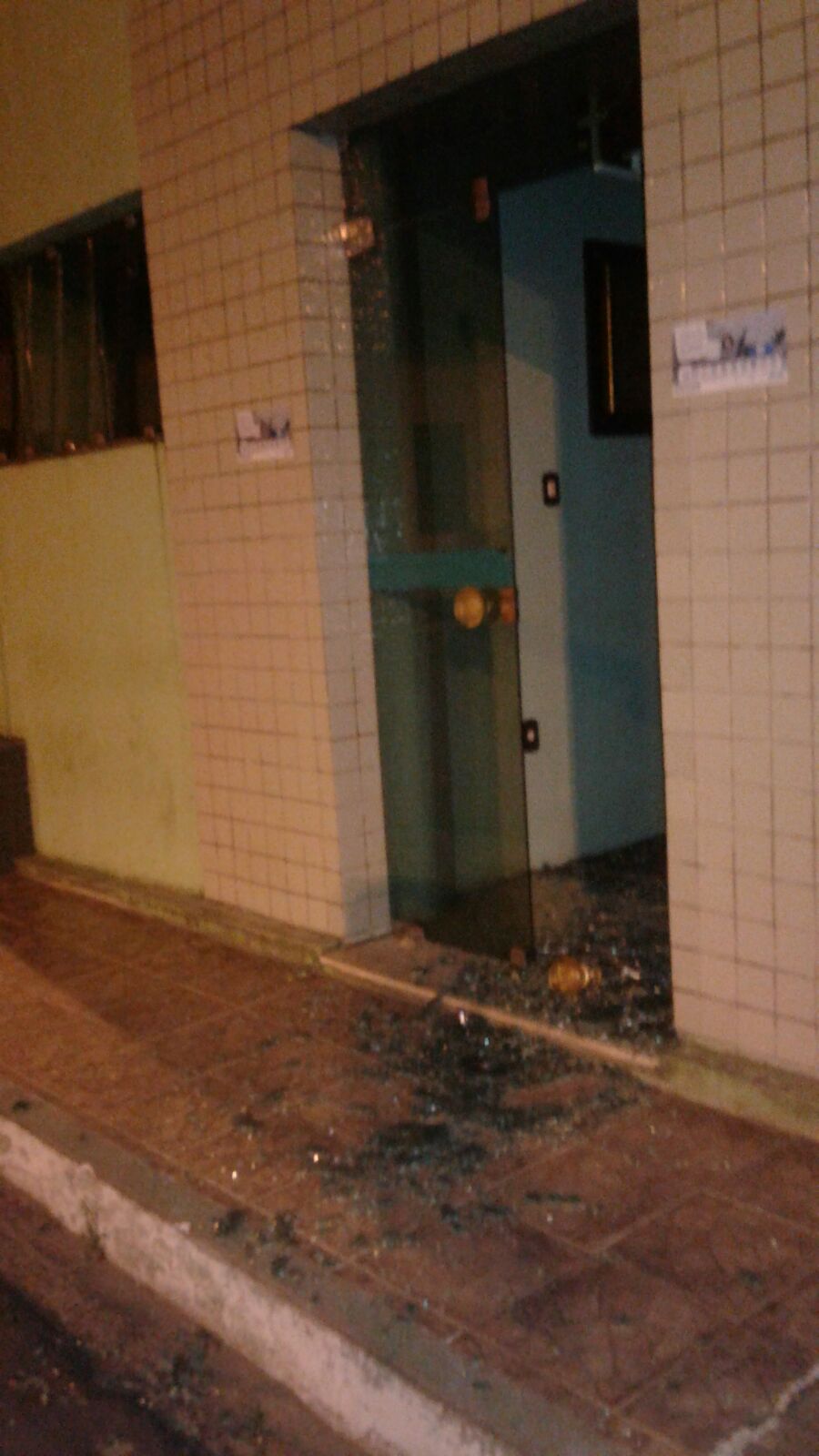 CRIME:  Ateiam fogo na Câmara Municipal de Cristinápolis