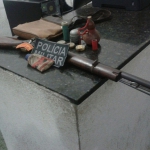 Polícia prende homem com espingarda e detém condutor embriagado em Neópolis