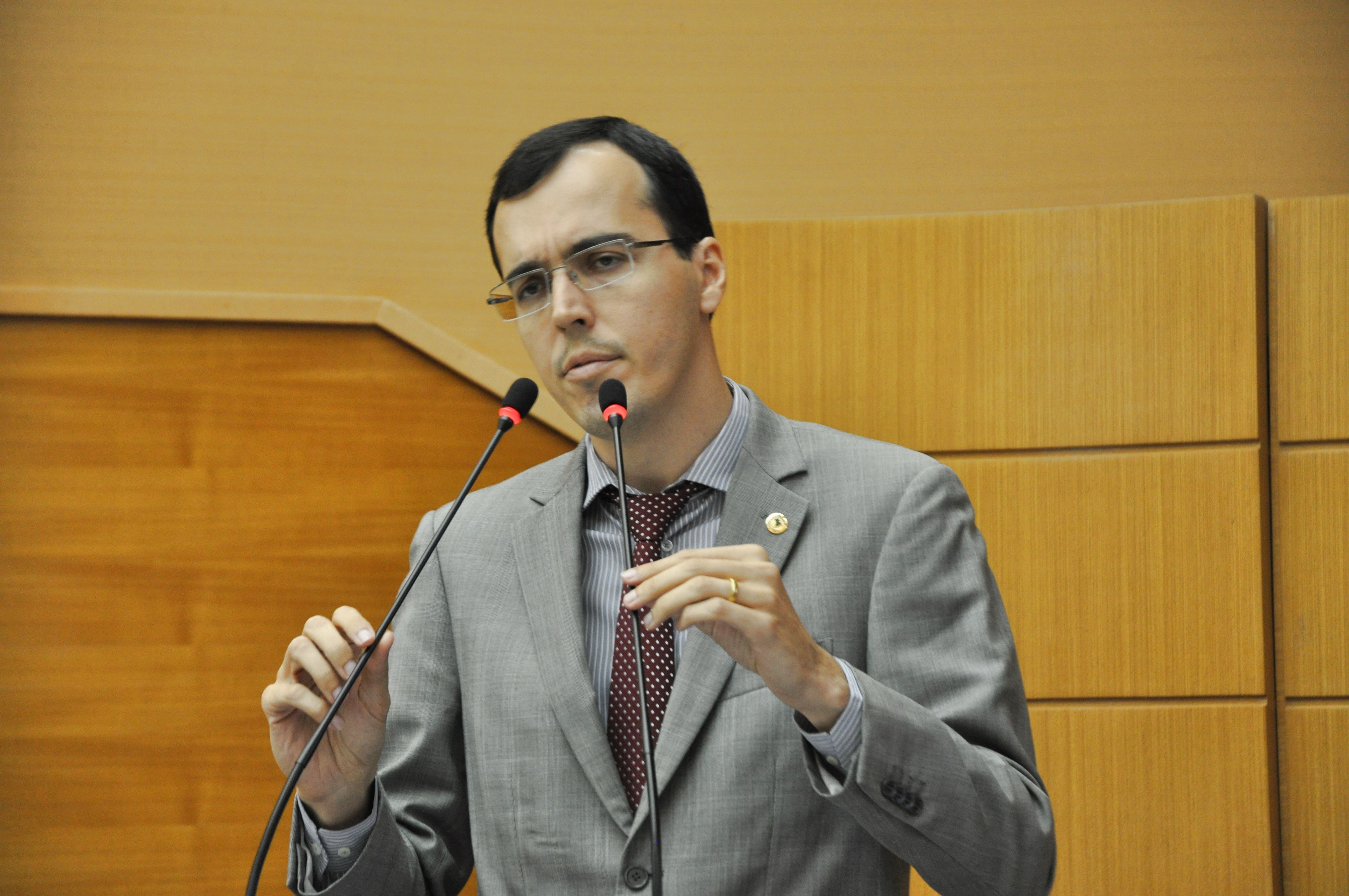 Deputado faz “raio X” das finanças do Estado  e diz que a crise não é o grande problema