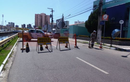 Desvio na Anísio Azevedo causa transtornos a motoristas