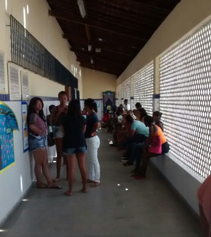 Sistema online dá erro e pais em Estância não conseguem matricular dos filhos