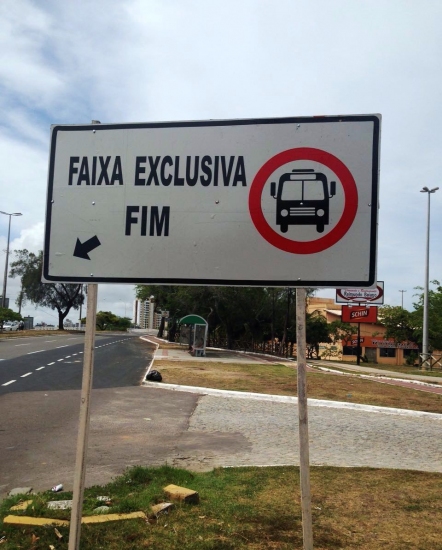 Quem invadir faixa exclusiva de ônibus poderá ser multado em R$ 191,54