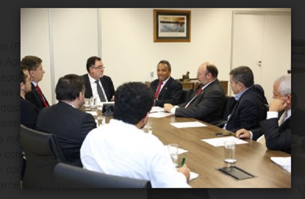 João Daniel discute com MDA implantação de projetos na área de produção