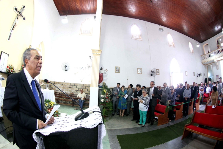 João diz que não vai acatar recomendação do TCE para  nova licitação do lixo